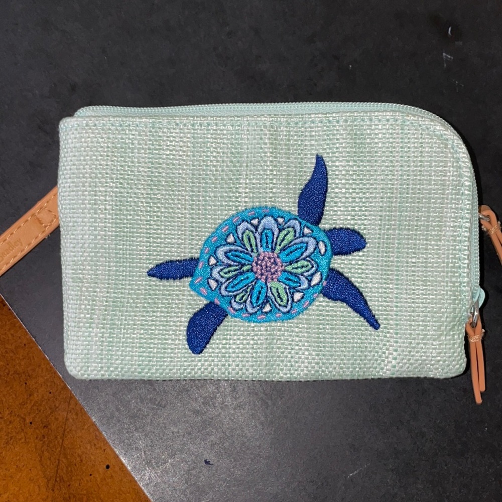 Double zip ID wallet Vera Bradley turtle